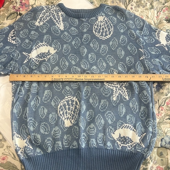 Vintage fish themed sweater - Picture 5 of 6